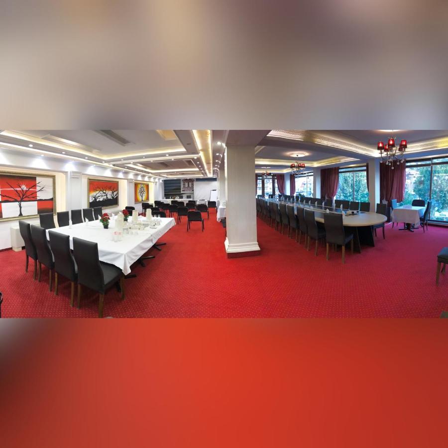 Theranda Hotel Prizren Exterior photo