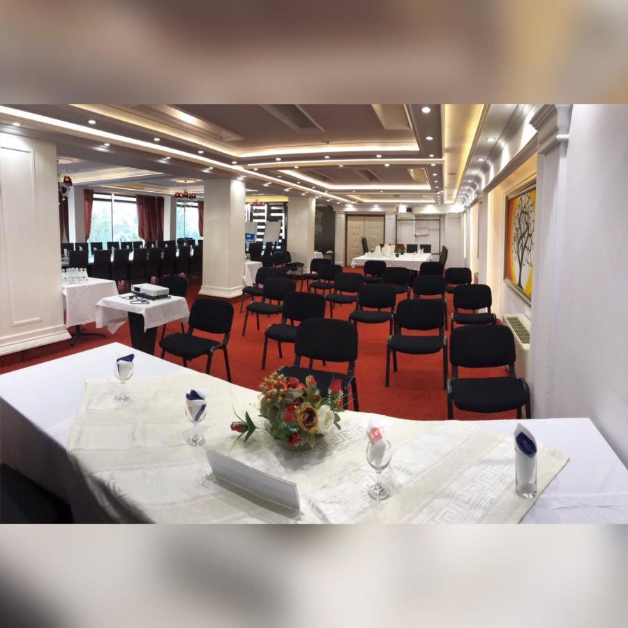 Theranda Hotel Prizren Exterior photo