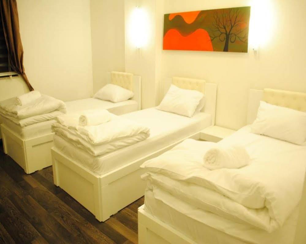 Theranda Hotel Prizren Exterior photo